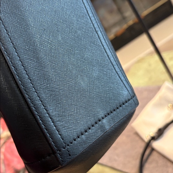 Coach Bleecker Riley Carryall handbag in black Saffiano leather - Picture 6 of 7